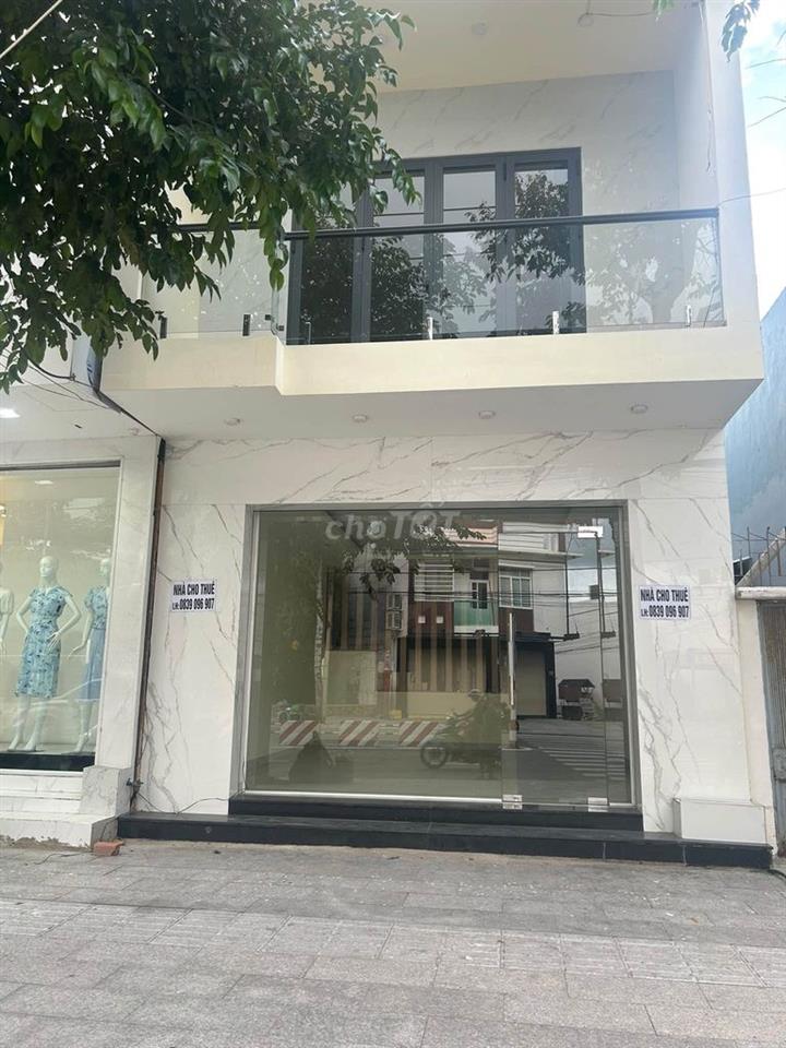 Cho thuê nhà nguyên căn, mặt tiền đường Ngô Gia Tự.