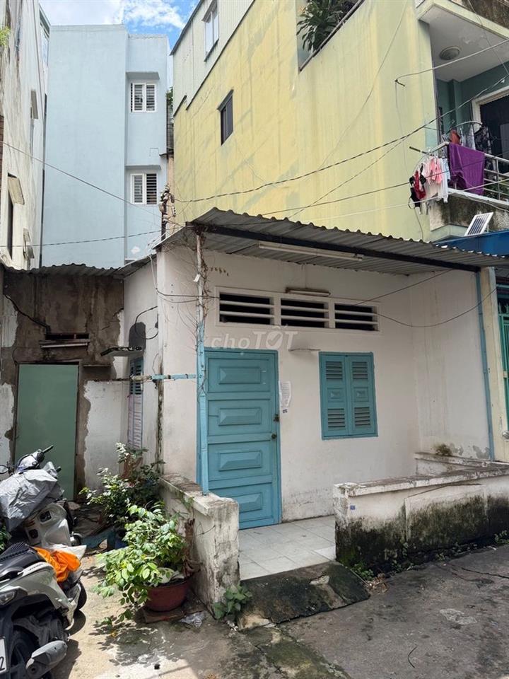 Bán nhà đẹp Trần Cao Vân - Phú Nhuận 4.5x12m, hẻm thông thoáng