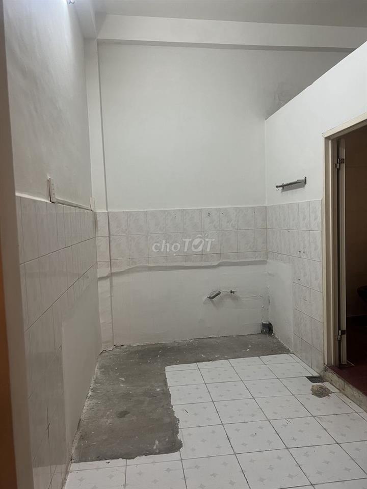 Mặt bằng kinh doanh hẻm chợ sầm uất