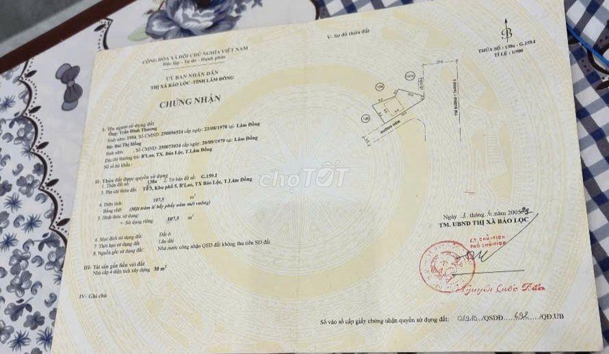 Bán Đất mặt tiền tặng nhà nát