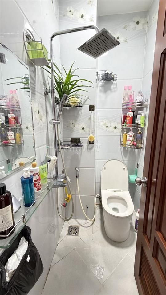 Chính chủ bán nhà hẽm ôtô gần mặt tiền Phạm Đăng Giảng, Bình 