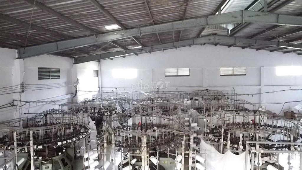 Nhà xưởng cần bấn Đường số 1, khu dân cư Trần Anh, đức hoà long an. TL