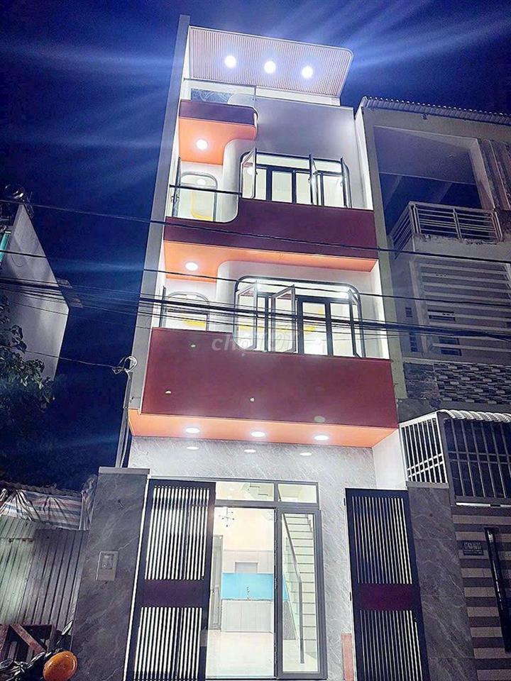 BÁN NHÀ 4 TẦNG MỚI XÂY – NGAY SAU CHỢ LONG TRƯỜNG