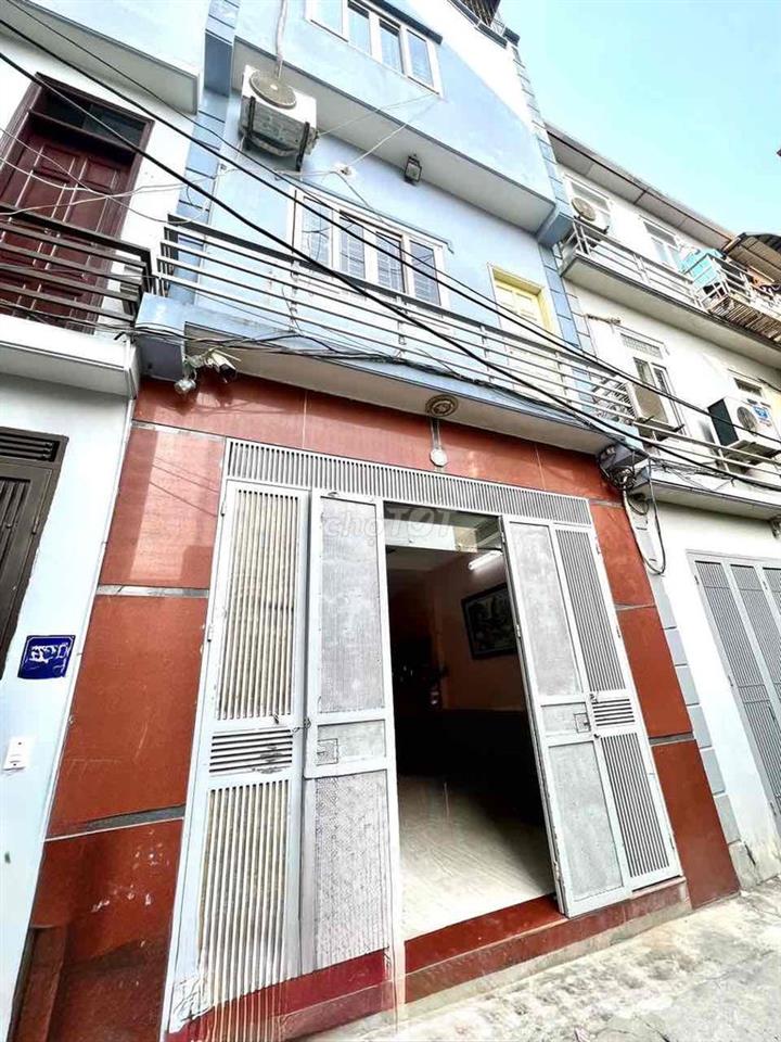 BÁN NHÀ CỔ NHUẾ 2  – NHÀ 30M², 3 TẦNG + TUM – GIÁ CHÀO 1,89 TỶ!