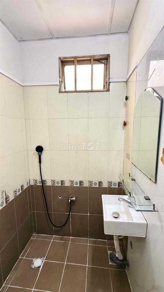 Phòng Full Nội Thất Ngay mặt tiền đường