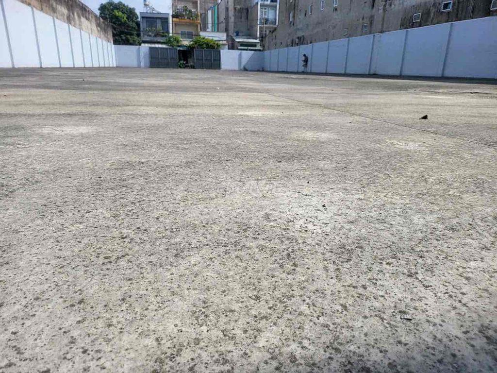 đất vuông cạnh 1000 m2 full thổ hẻm xe hơi hương lộ 2 BTĐ Bình Tân.