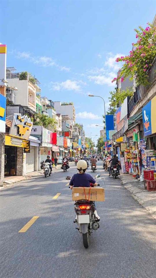 Nhà Bề Ngang Khủng 5m Trung Tâm Phú Nhuận