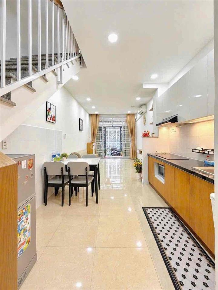 Ngay Khu Ẩm Thực Vạn Kiếp Và Đường Phan Đăng Lưu• 36m2