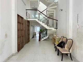Huỳnh Văn Banh • HXH🚗 • 50m2 A4, 3 Tầng