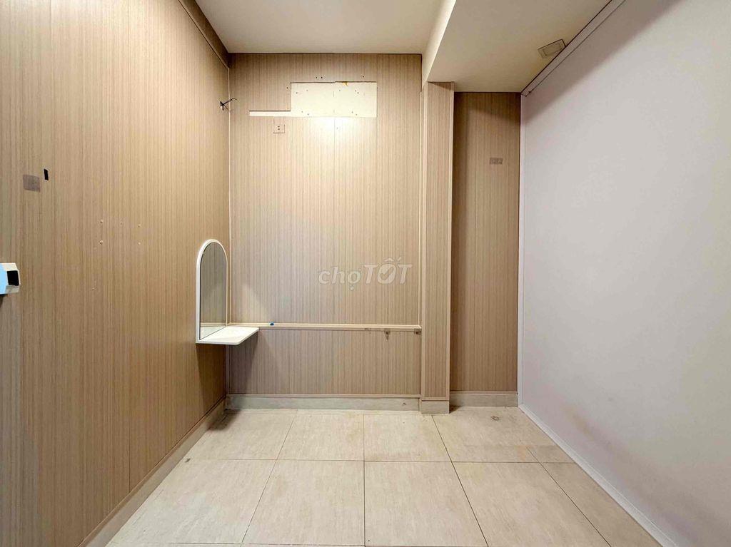 Huỳnh Văn Banh • HXH🚗 • 50m2 A4, 3 Tầng