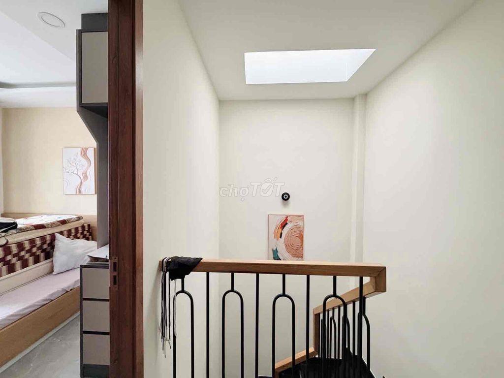 KHU VIP PHAN XÍCH LONG - NGANG 6.6 - 3 TẦNG MỚ