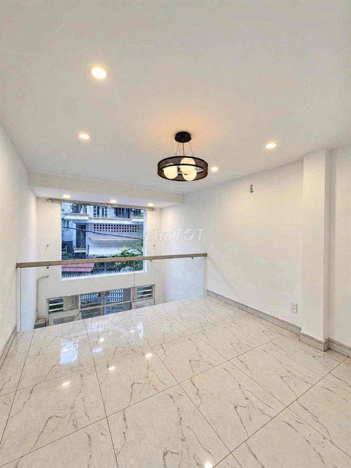 HXH 6m Ngủ Trong Nhà • HUỲNH VĂN BÁNH • 5 tầng