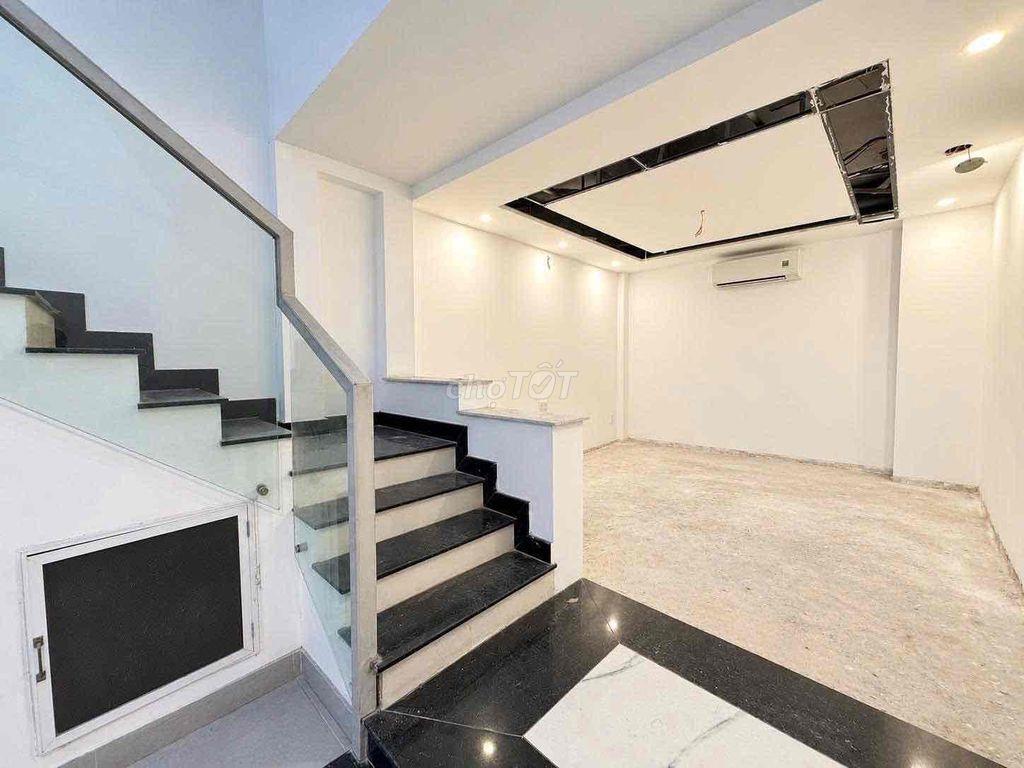HXH 6m Ngủ Trong Nhà • HUỲNH VĂN BÁNH • 5 tầng