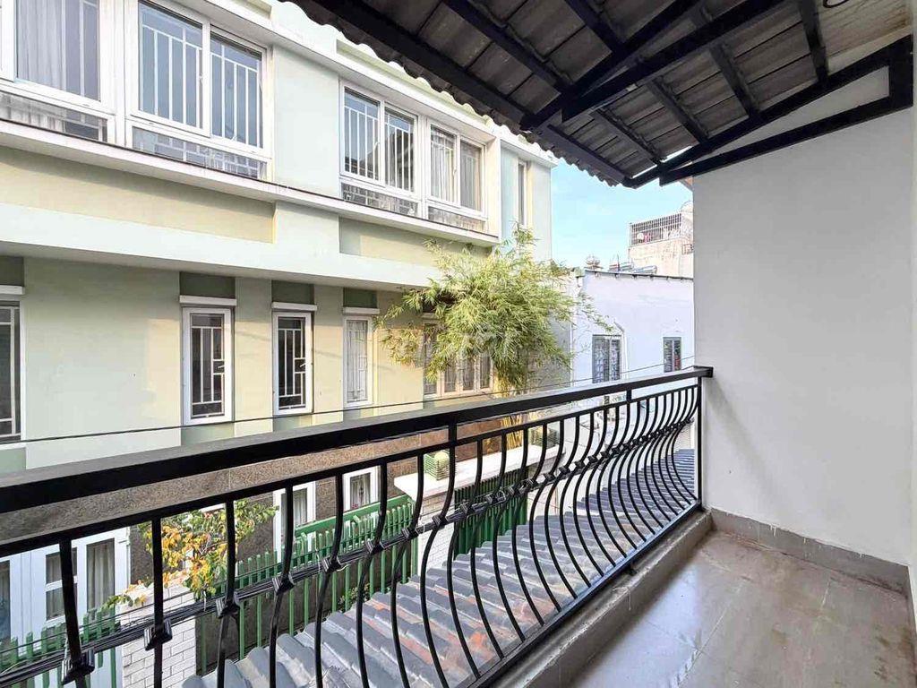 Sát Quận 1 • Hẻm Ô Tô 7 Chỗ • 43m2, Full Nội Thất