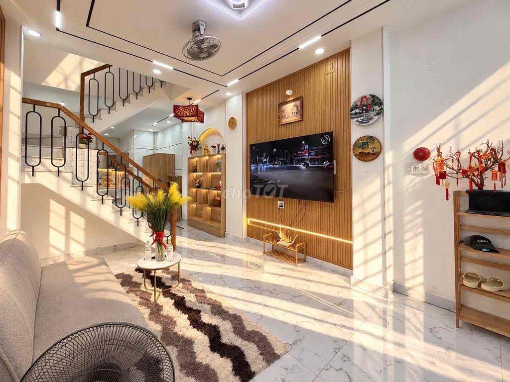 Sát Quận 1 • Hẻm Ô Tô 7 Chỗ • 43m2, Full Nội Thất