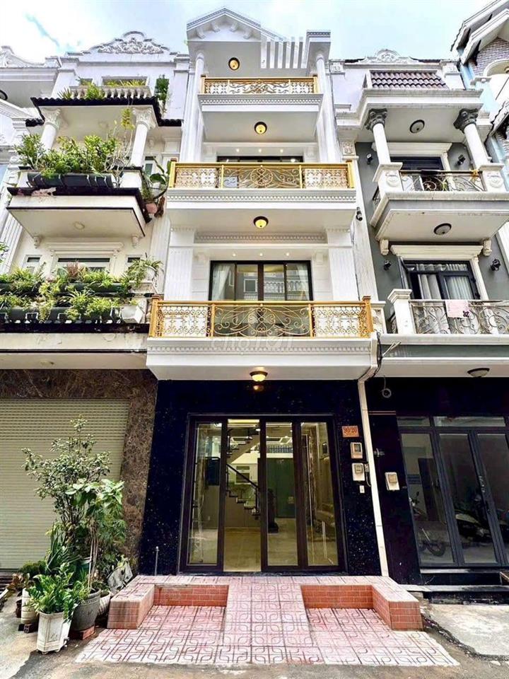 Nhà Hoàng Quốc Việt,đường 6m