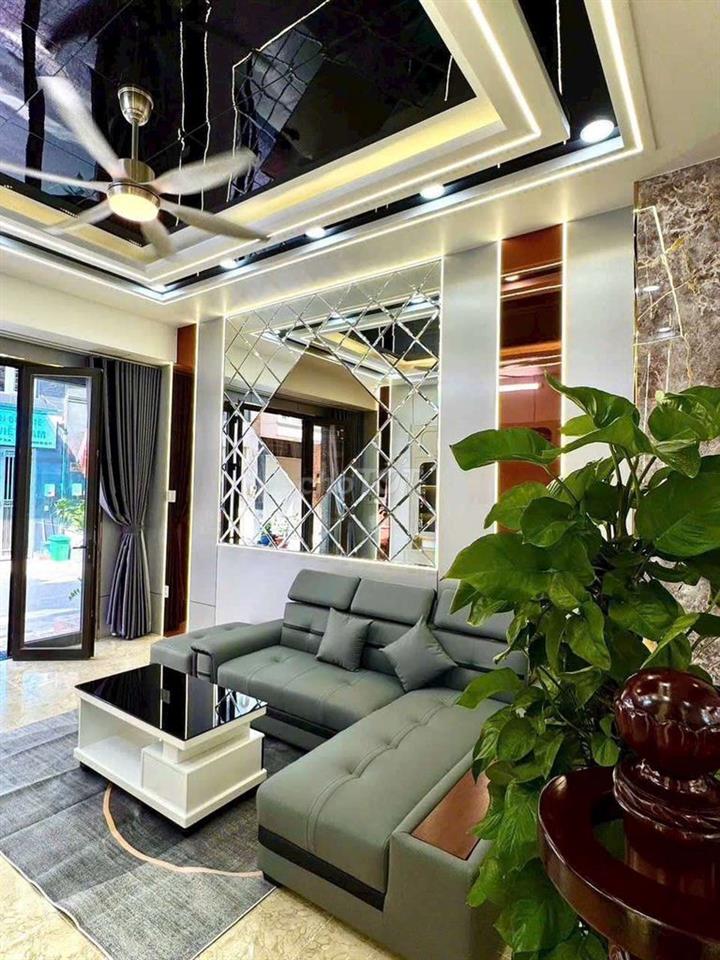 Nhà Hoàng Quốc Việt,đường 6m