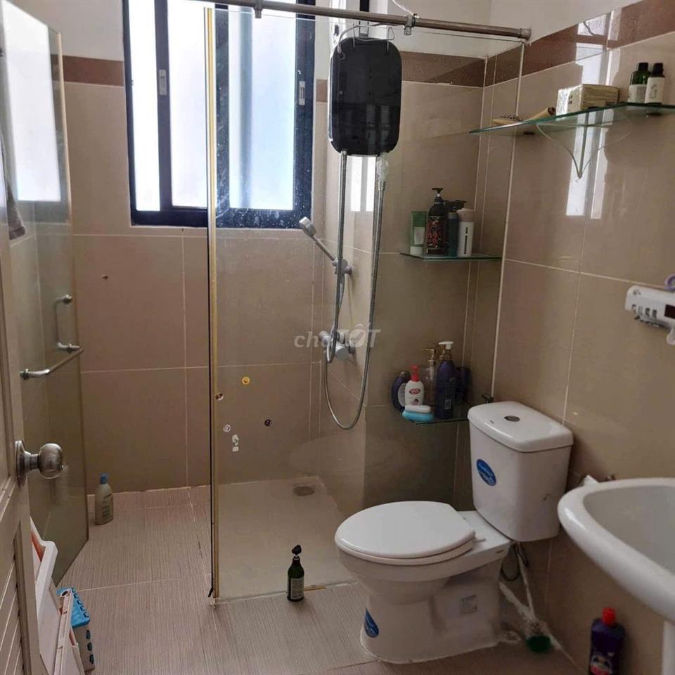 Cho thuê căn hộ 85m2, 2pn, 3wc full nội thất, Giá 9 triệu.