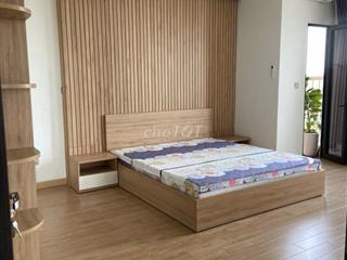 Cho thuê căn hộ Đức Khải, 121m2, 3pn, 2wc, nội thất. 15 triệu