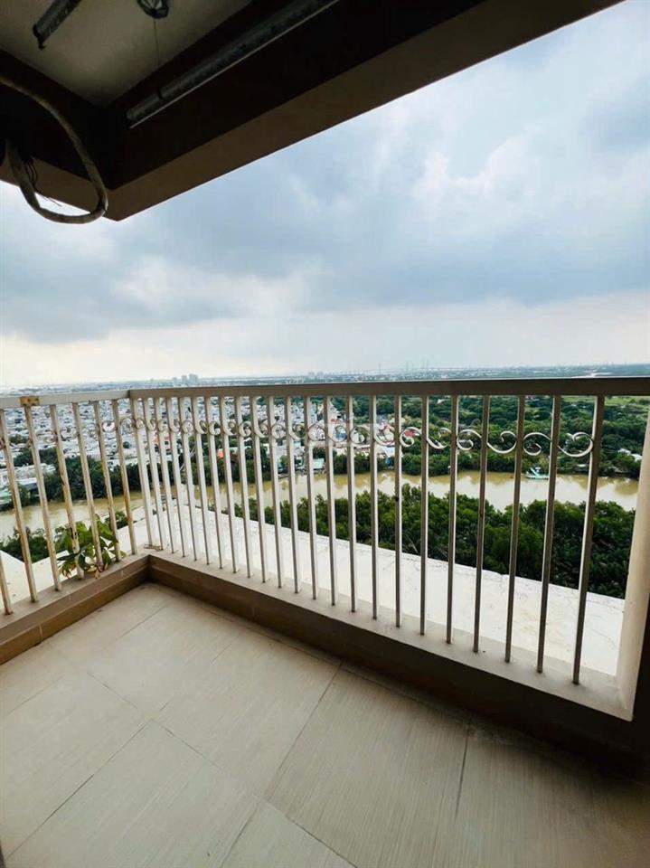 Cho thuê căn hộ Đức Khải, Block A1, 92m2, 3pn , 2wc. 10 triệu