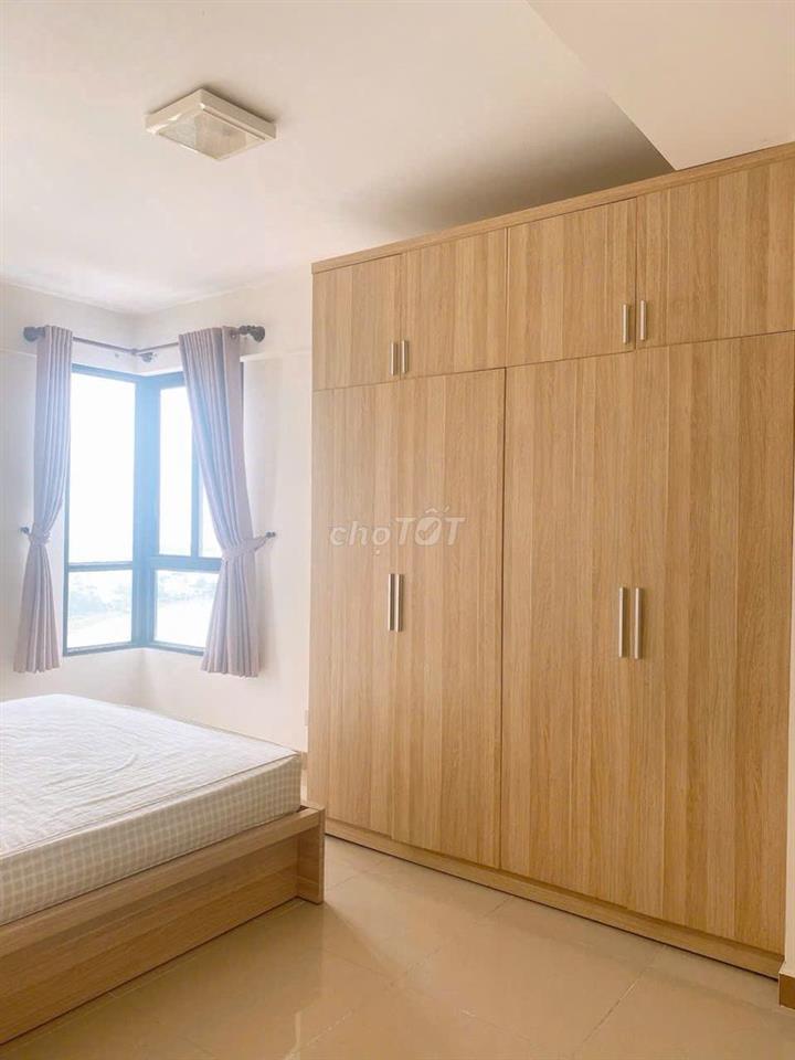 cho thuê căn hộ Đức Khải, 97m2, 3pn, 2wc full nội thất 12 triệu
