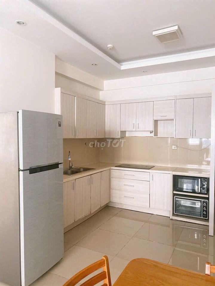 cho thuê căn hộ Đức Khải, 97m2, 3pn, 2wc full nội thất 12 triệu