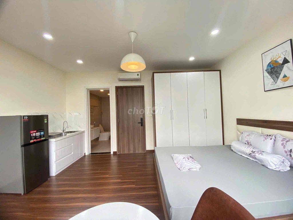 SẴN PHÒNG BAN CÔNG ngay Dương Quảng Hàm - nội thất đầy đủ