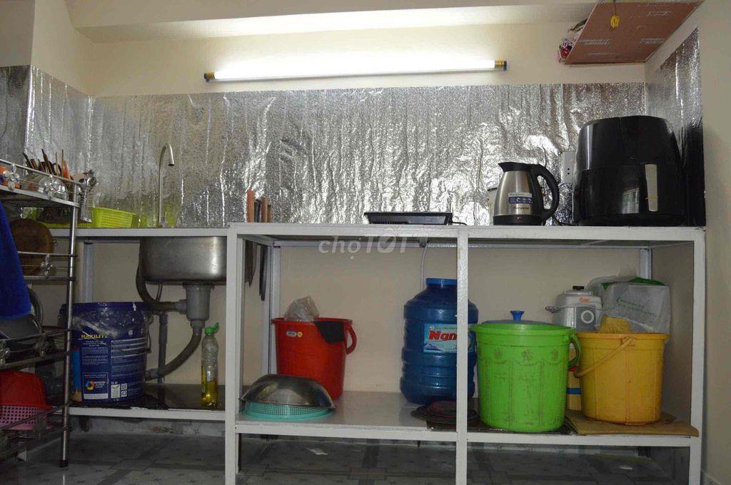 CHO THUÊ NHÀ HẺM GẦN NGUYỄN THỊ NHỎ, LẠC LONG QUÂN, LỮ GIA, THIÊN PHƯỚ