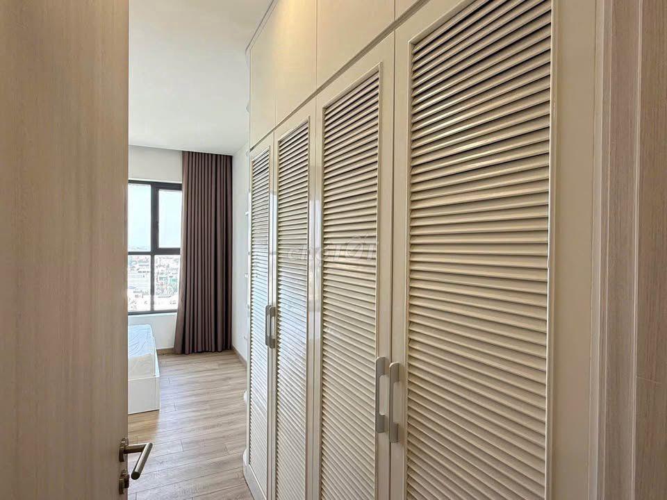 Cho thuê C/c Sky Center - 2PN giá 16tr/tháng. Đ/c: 16 Phổ Quang, TB.