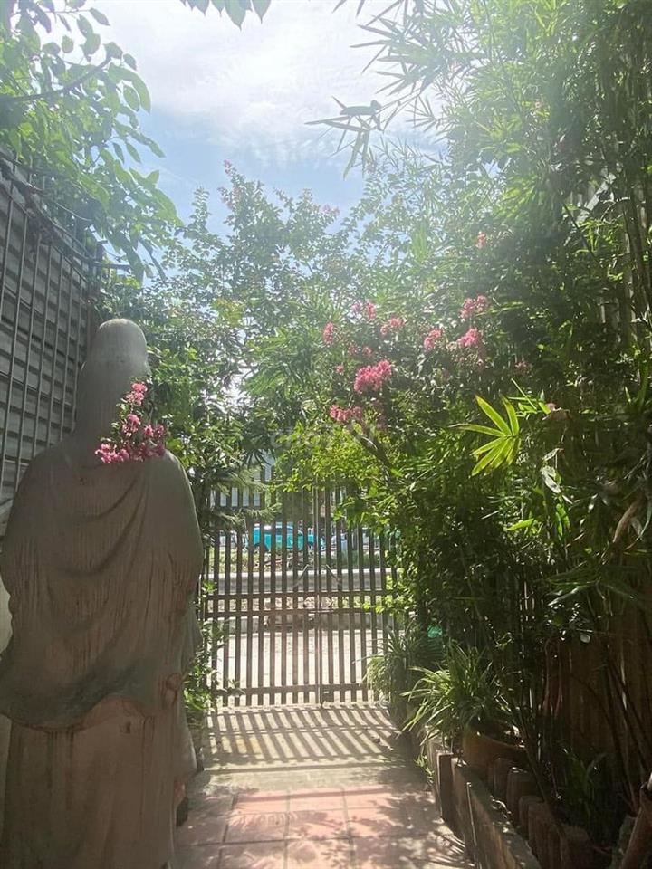 Ngôi nhà nhỏ ở mặt đường Ngọc Hồi cần cho thuê