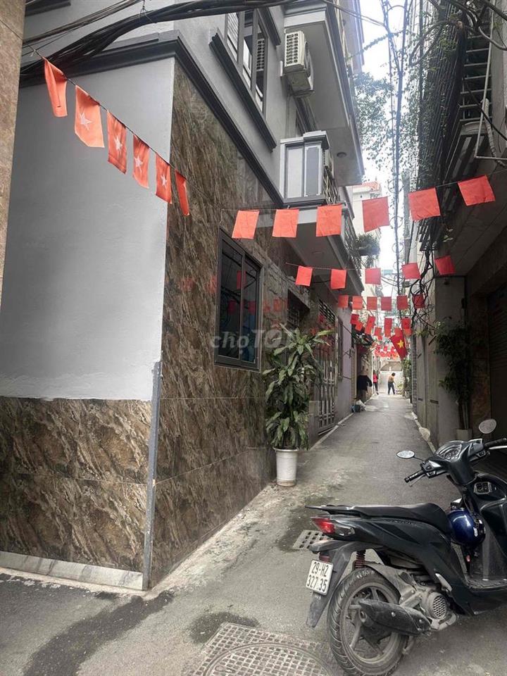 Bán nhà tại ngõ 99 Âu Cơ-Tây Hổ - Hn .