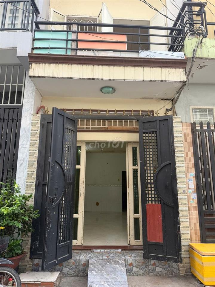 (TIN THẬT)-Nhà Mã Lò-3,6Tỷ-33m2 HXH sát đường lộ-SHR-Dọn ở-khu dân trí