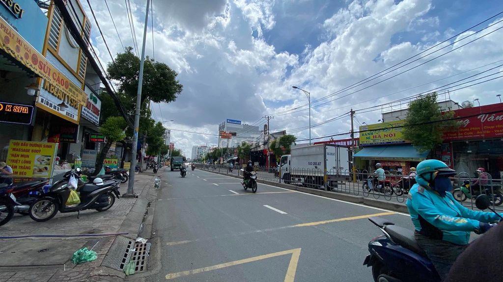 (HOT) Nhà Lê Văn Quới chỉ 3,9 tỷ, khu trung tâm, SỔ RiÊNG, Phong Thủy