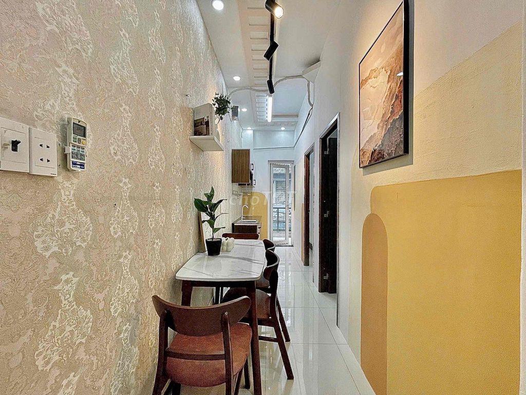 Căn Hộ 2 Phòng Ngủ Tách Bếp Có Ban Công