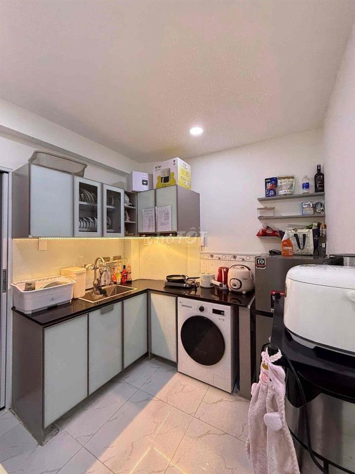 CHO THUÊ PHÒNG FULL NỘI THẤT MỚI QUẬN 4