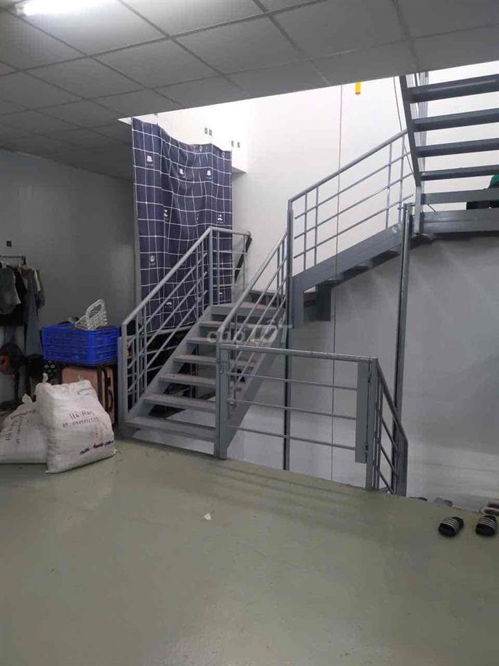 Bán gấp xưởng mới Tân Hương 150,4m 1 trệt 1 lầu + sân thượng 9,8 tỷ