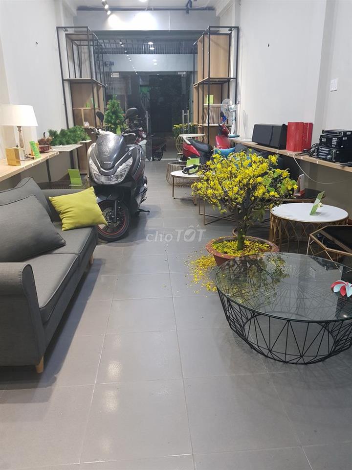Nhà nguyên căn khu sầm uất, chính chủ
