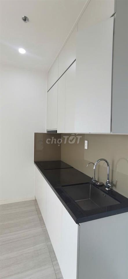 ĐI LÀM, MUỐN Ở CĂN HỘ MÀ KHÔNG GÁNH TIỀN NHÀ MỘT MÌNH