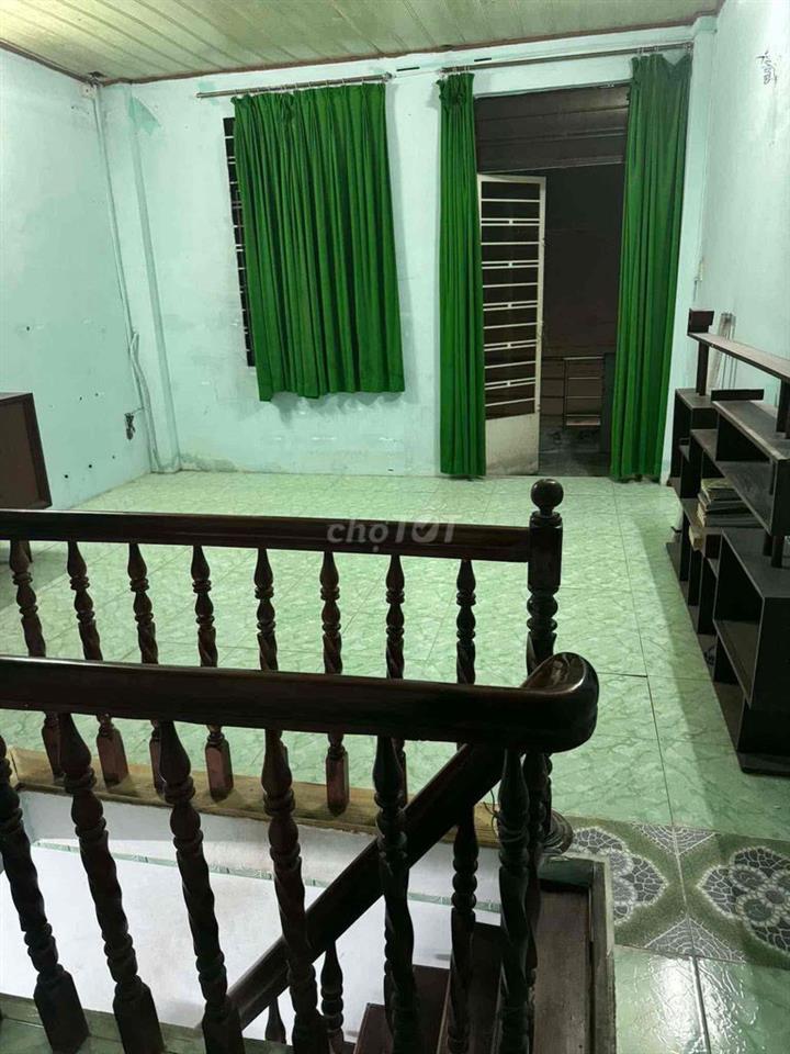 bán nhà 1trệt 1 lầu
