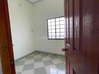 Share Phòng Tầng Trệt để ở hoặc làm văn phòng , mở lớp dạy học