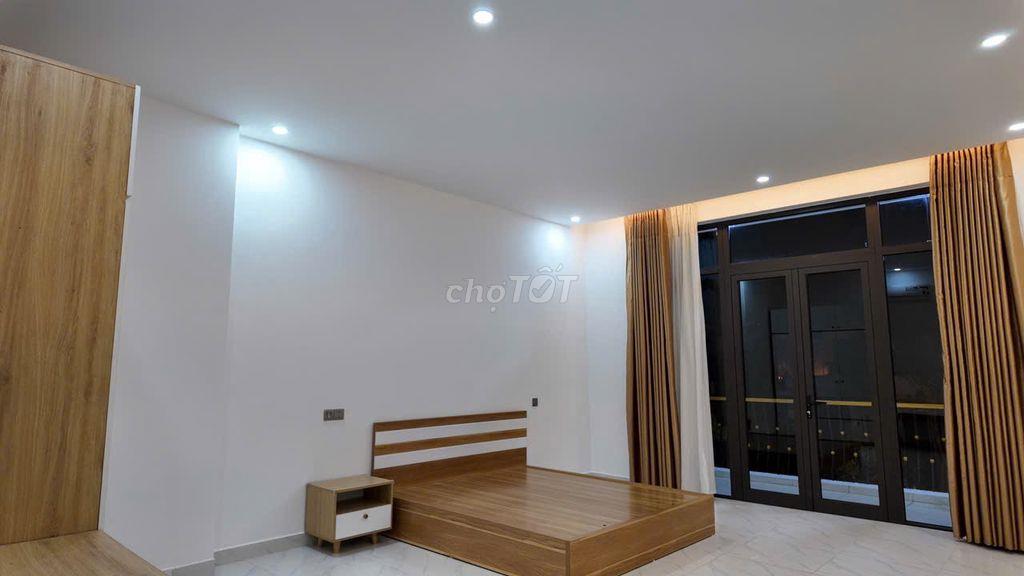 Nhà 4 tầng đẹp, full nội thất, cách dự án AEON MALL Hoà Xuân 1km