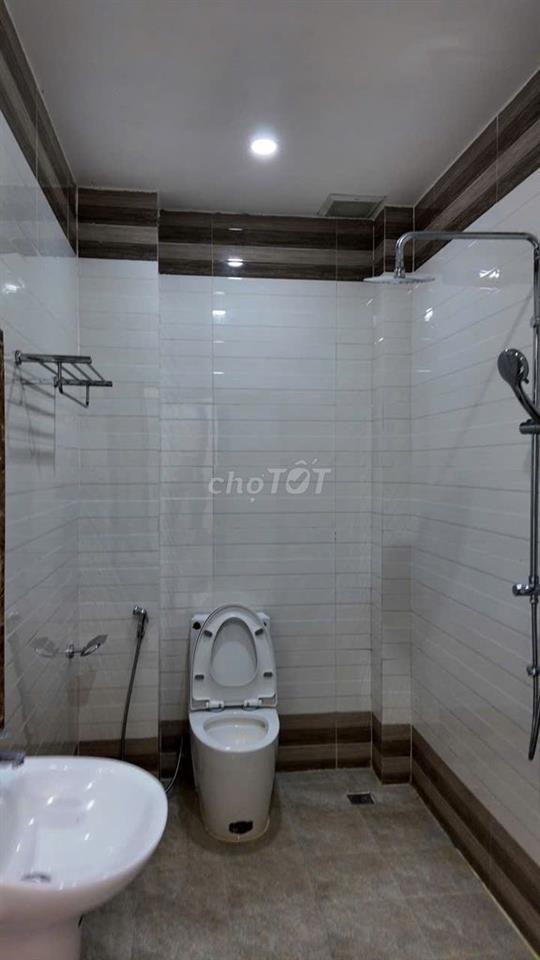 Nhà 4 tầng đẹp, full nội thất, cách dự án AEON MALL Hoà Xuân 1km