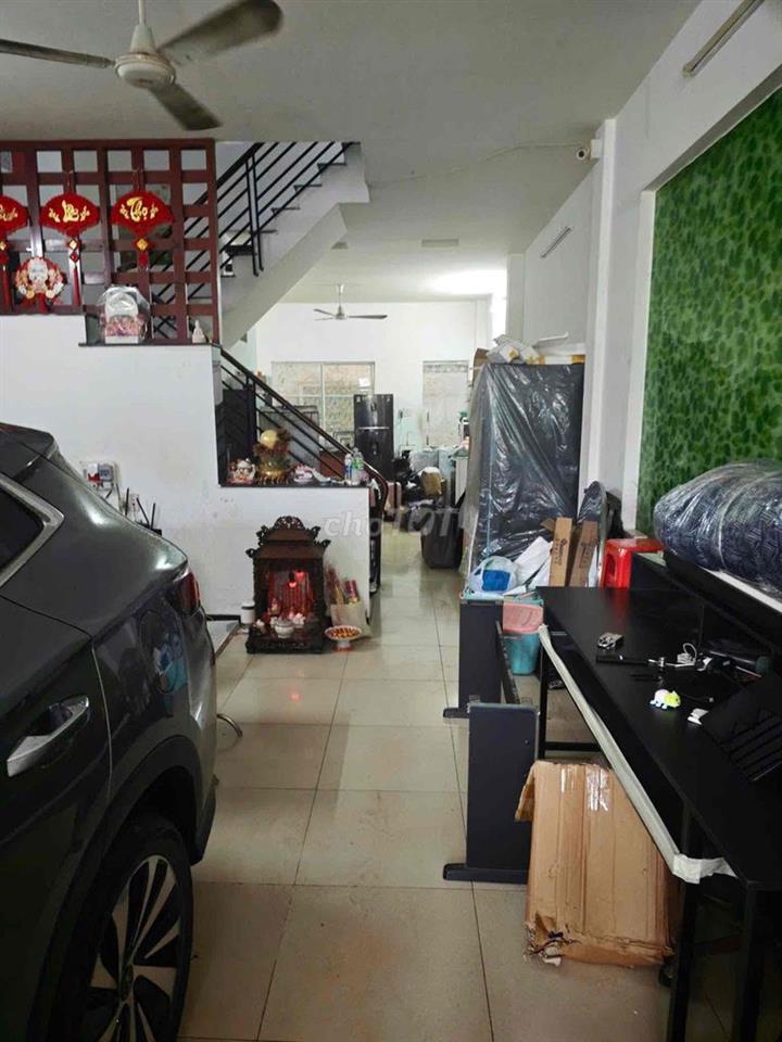 Bán nhà mặt tiền khu vực gần Aeon Bình Tân