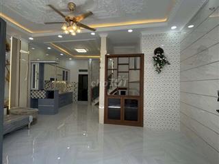 Nhà gần vòng xoay Phú Lâm, gần mặt tiền đường, nhà 3 tầng, dt: 50m².