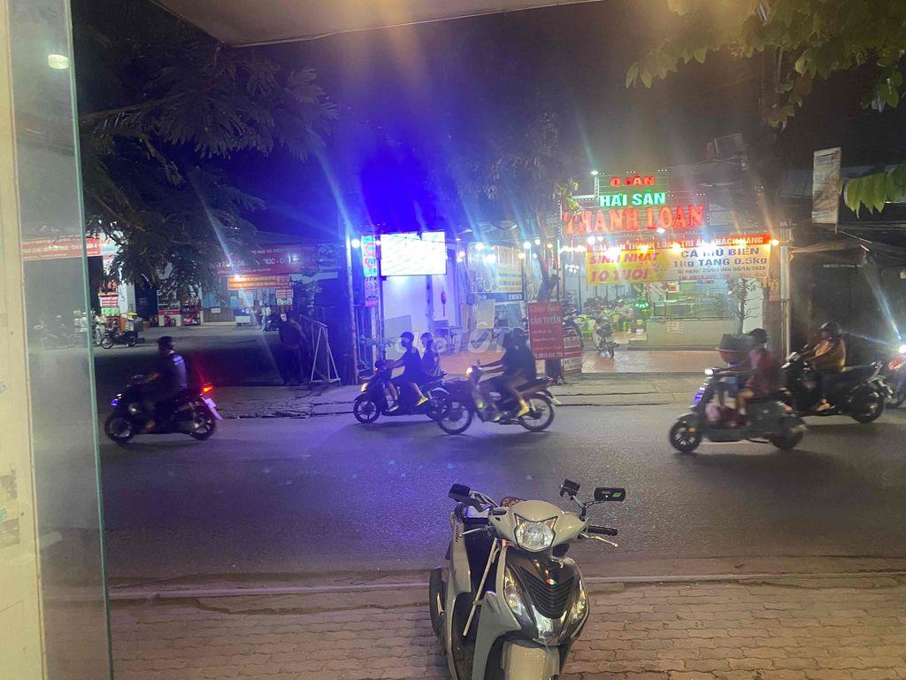 e muốn sang nhượng lại quán phở