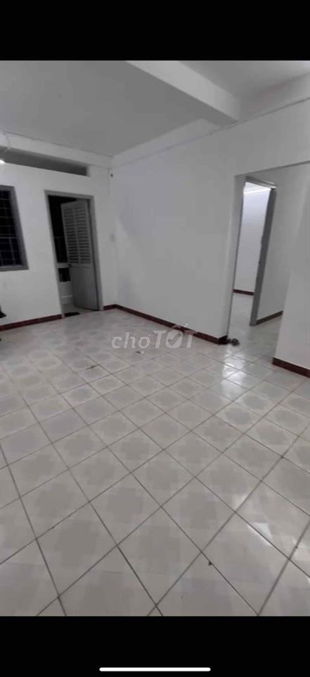 cho thuê chung cư hùng vương sau lưng điện máy chợ lớn Quận 5
