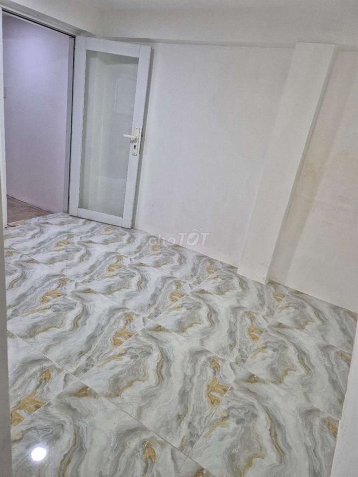 Nhà Mặt tiền vị trí đẹp khu trung tâm kế bên Chợ Rạch Ông, Q8