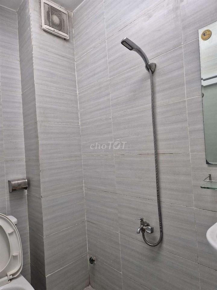 Nhà Mặt tiền vị trí đẹp khu trung tâm kế bên Chợ Rạch Ông, Q8