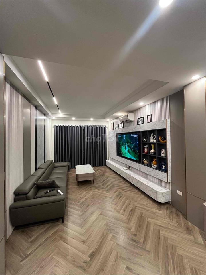 Cho thuê nguyên căn 55m2 192 Hồng Tiến, Bồ Đề, Hà Nội cách cầu Chương
