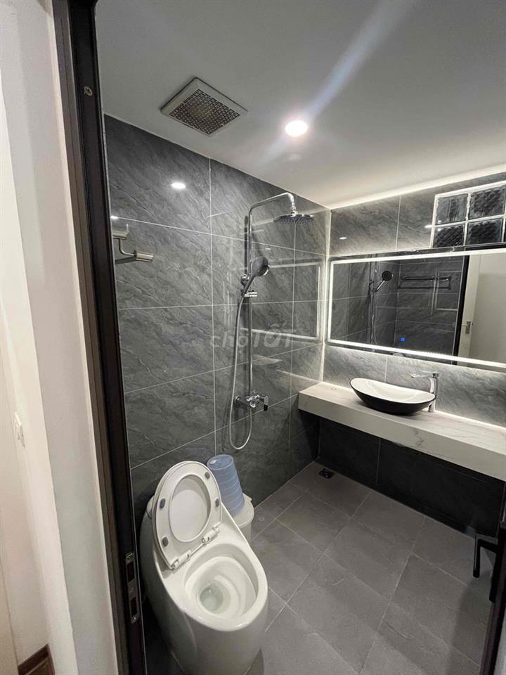 Cho thuê nguyên căn 55m2 192 Hồng Tiến, Bồ Đề, Hà Nội cách cầu Chương